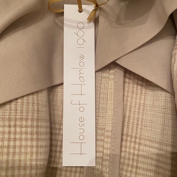 House of Harlow Tan Plaid Blazer - Picture 13 of 15